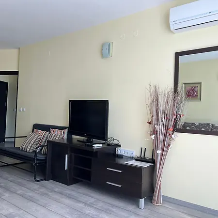 Apartament With Terrace In Complex Burgas