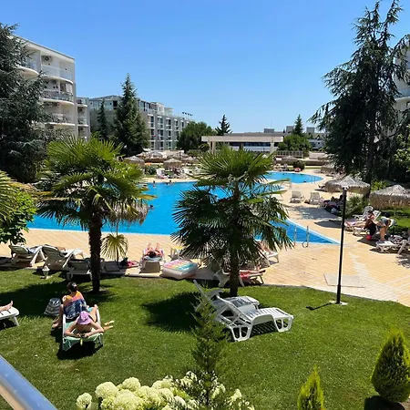 Апартамент With Terrace In Complex *