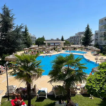 Apartament With Terrace In Complex Burgas