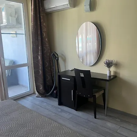 Apartament With Terrace In Complex Burgas