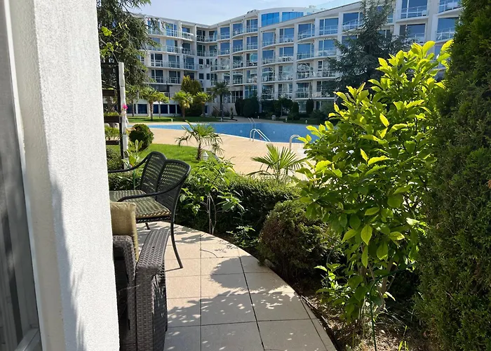 With Terrace In Complex Апартаменты *