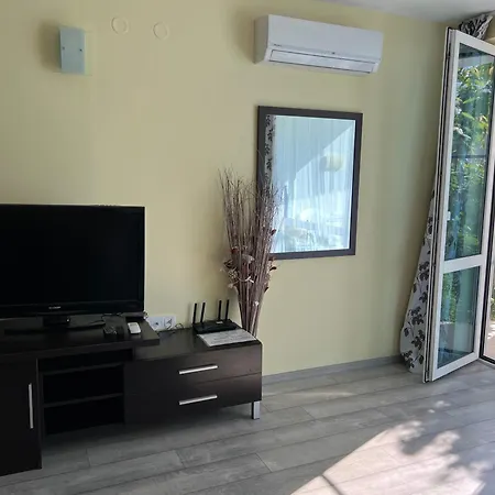 Appartamento With Terrace In Complex *