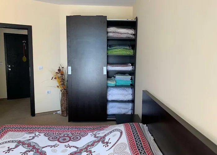 With Terrace In Complex * Μπουργκάς